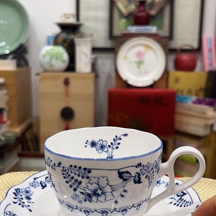 杯西和哈哈哈哈哈真的好