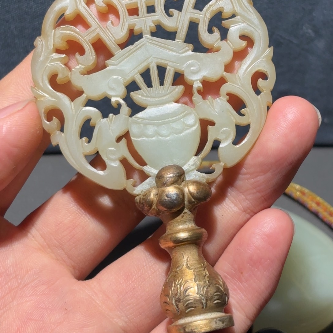 发***发和田玉（糖玉）合金挂件