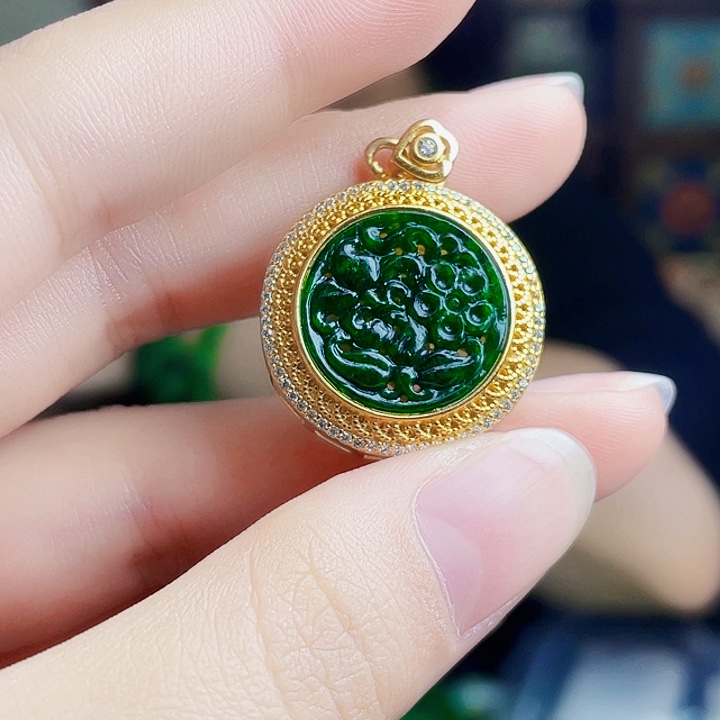 翡翠银S925镶嵌颈饰多样性