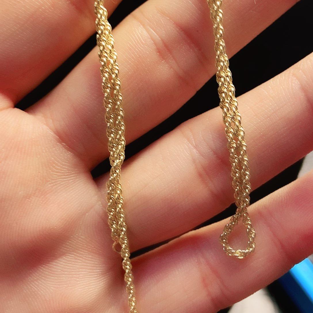 翡翠18K金镶嵌颈饰吊坠