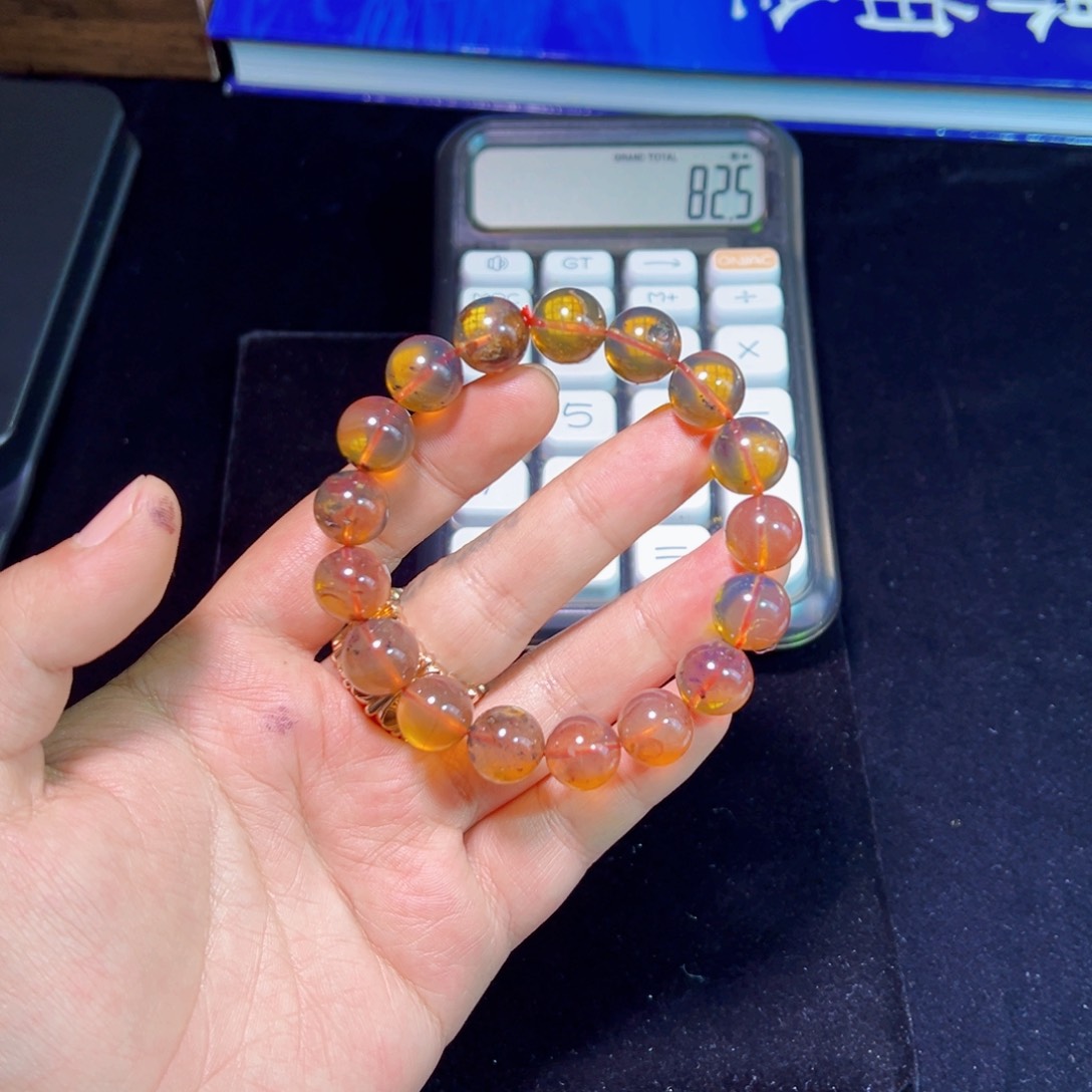 琥珀裸石未镶嵌琥珀