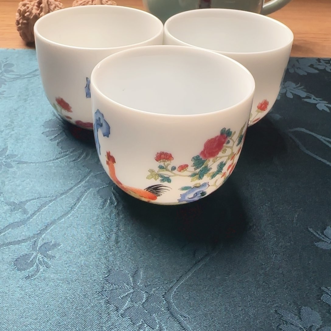 观复鸡缸杯三人行版本