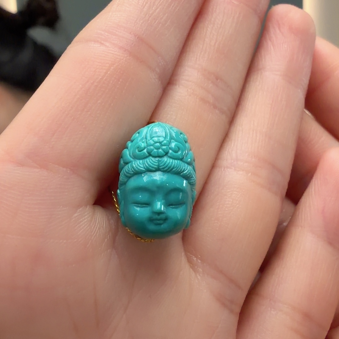 绿松石未镶嵌颈饰