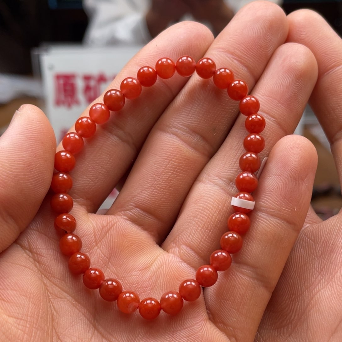 南红玛瑙官坡锦红单圈5+mm未镶嵌241127-438