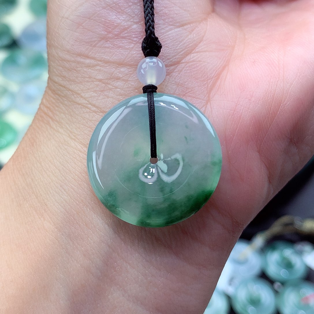 翡翠颈饰未镶嵌18翡翠23.9/5.2