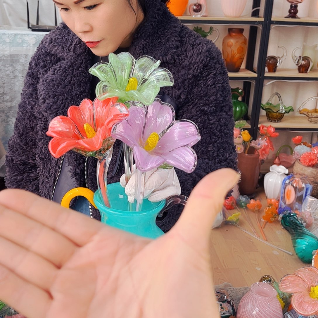 3朵百合家悦琉璃工艺品福利