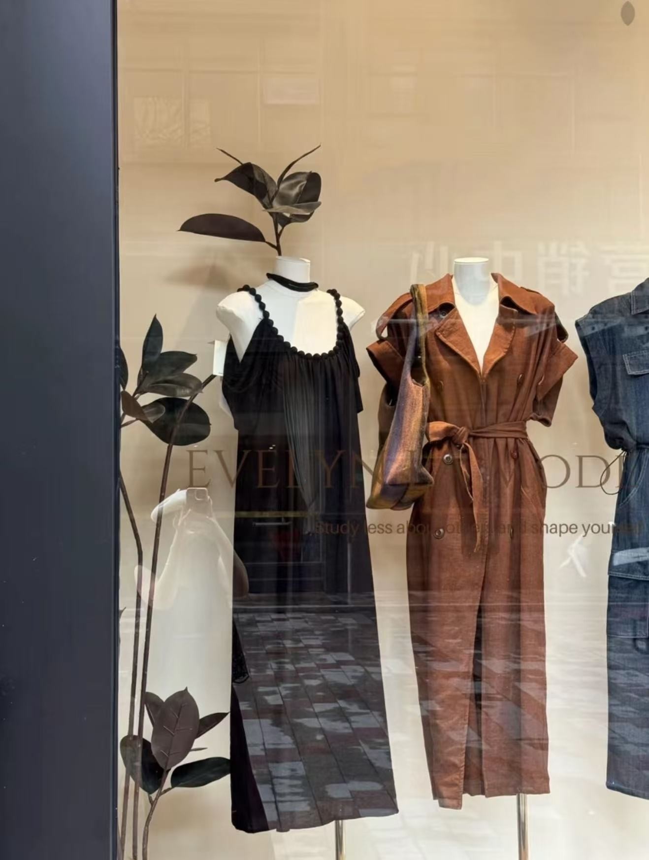 2号 商品高端一线品牌女装】