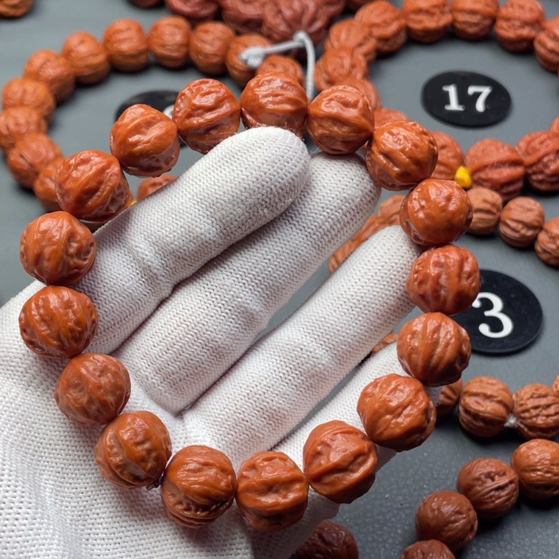 L***冷手串文玩核桃野生核桃小龙脊八棱手串