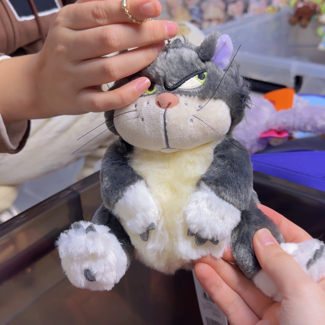 东迪路西法公仔挂件