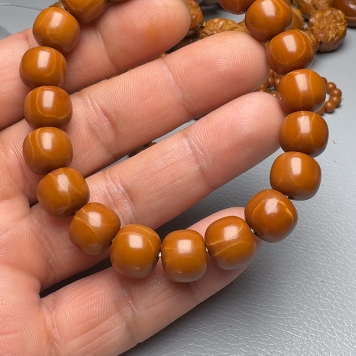 橄榄核手串h****m橄榄核669