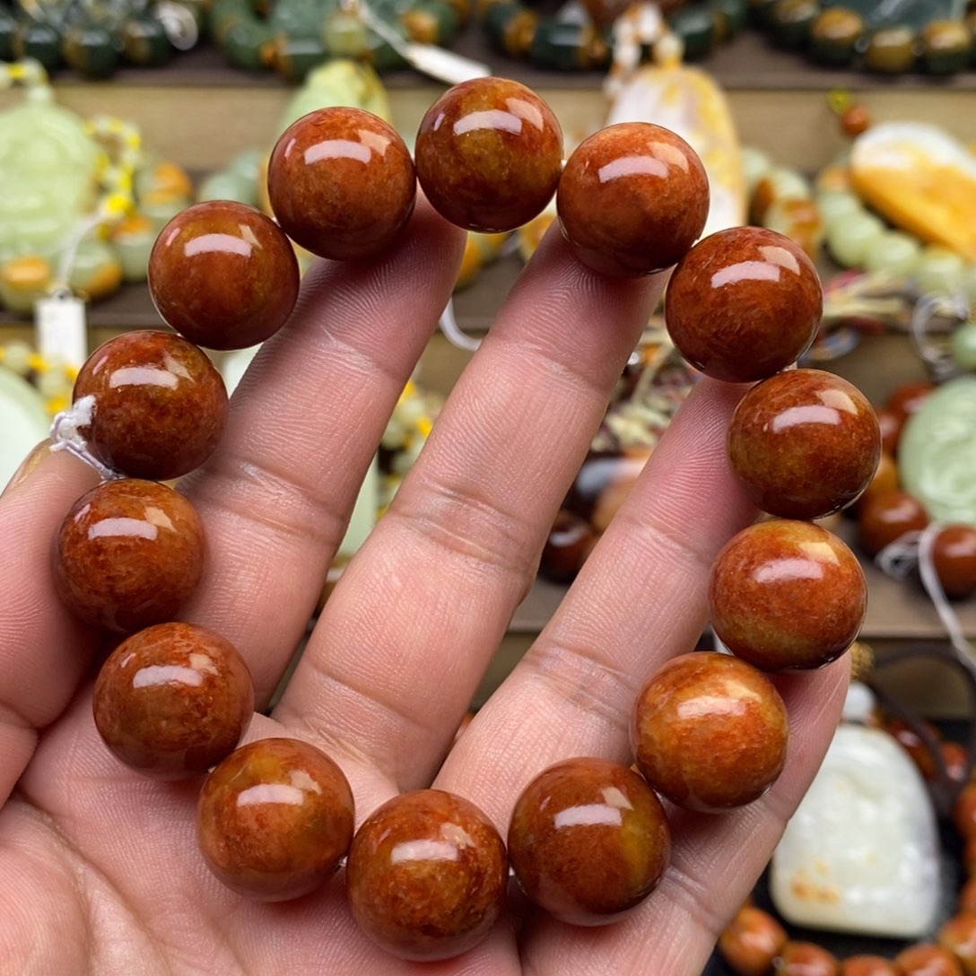 透闪石质玉未镶嵌手串