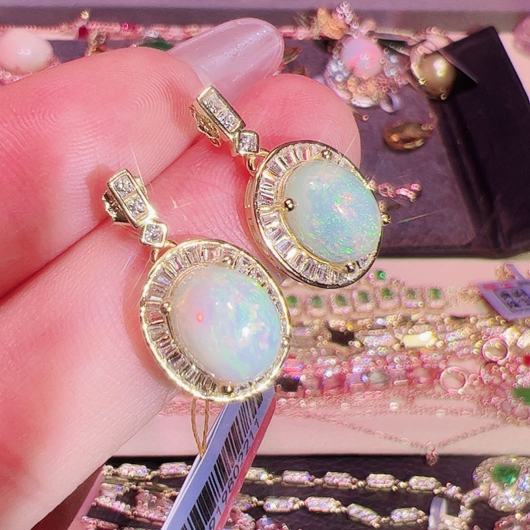 欧泊欧泊耳钉银S925镶嵌