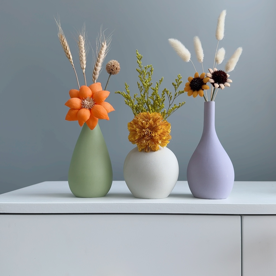 摆件陶瓷小花瓶摆件含花总高约20-30cm