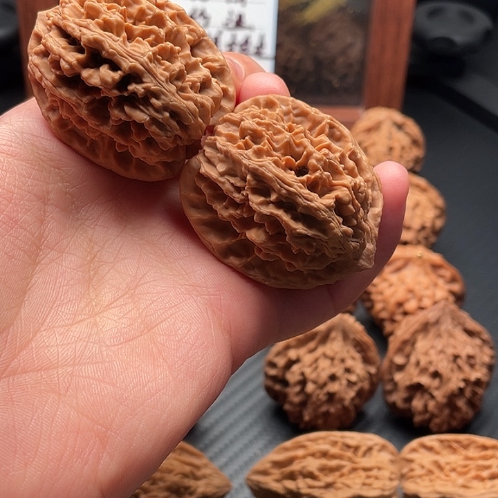 地***贝核桃手串/手链秦岭