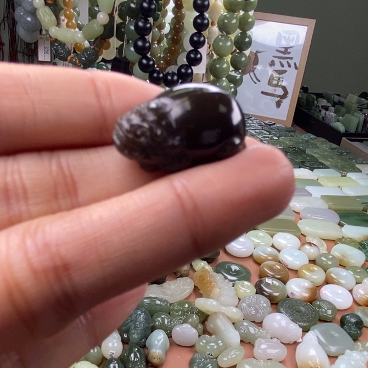 和田玉未镶嵌颈饰和田玉