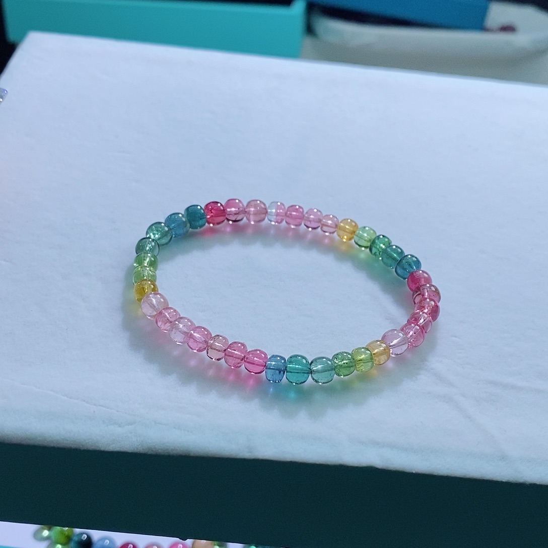 碧玺手链未镶嵌碧玺手链