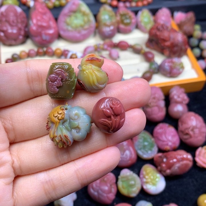 玛瑙/玉髓颈饰未镶嵌