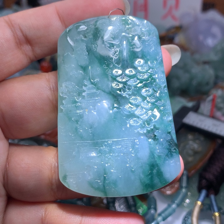 翡翠颈饰未镶嵌保真天然A货翡翠