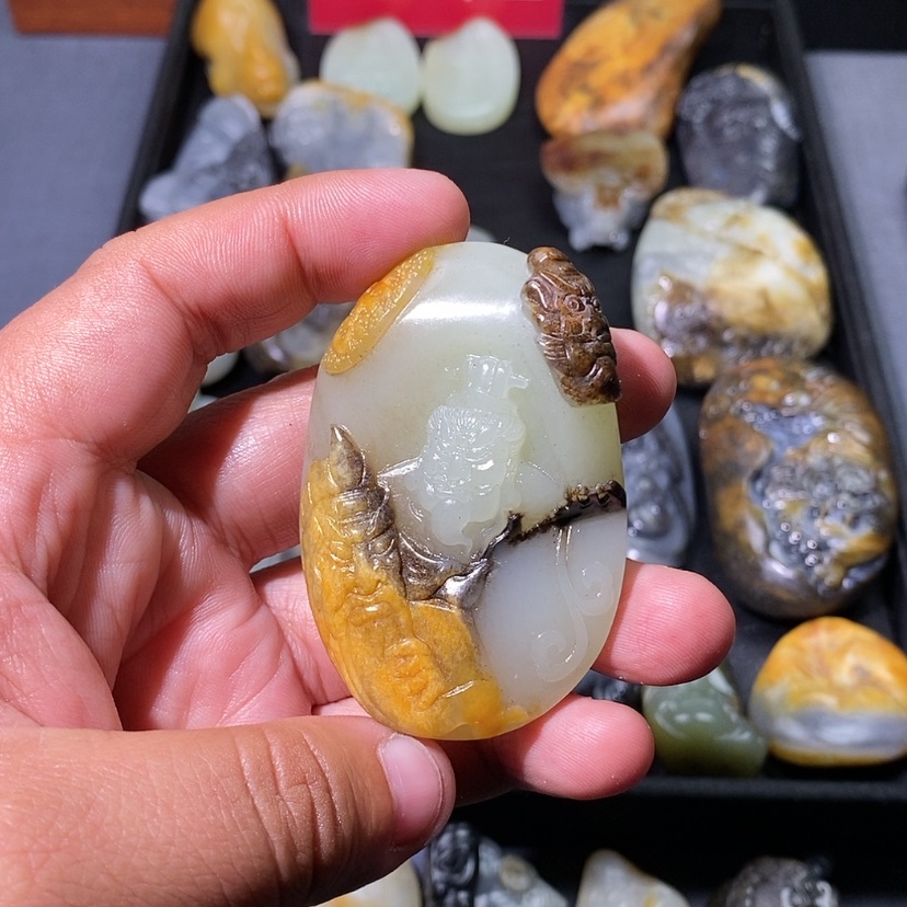 【闪购商品】和田玉颈饰未镶嵌想***字