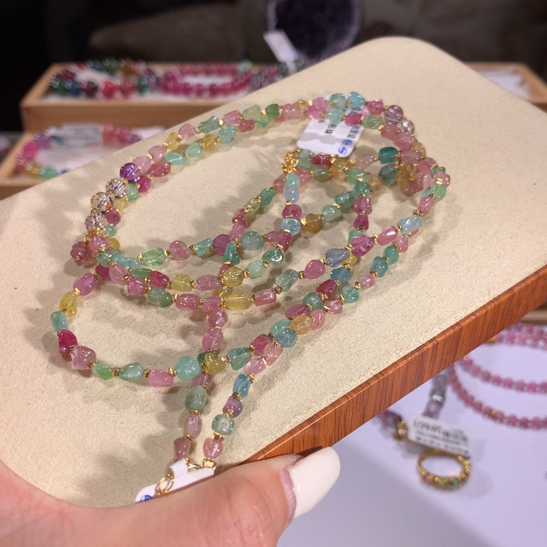 碧玺多样性发货一件未镶嵌