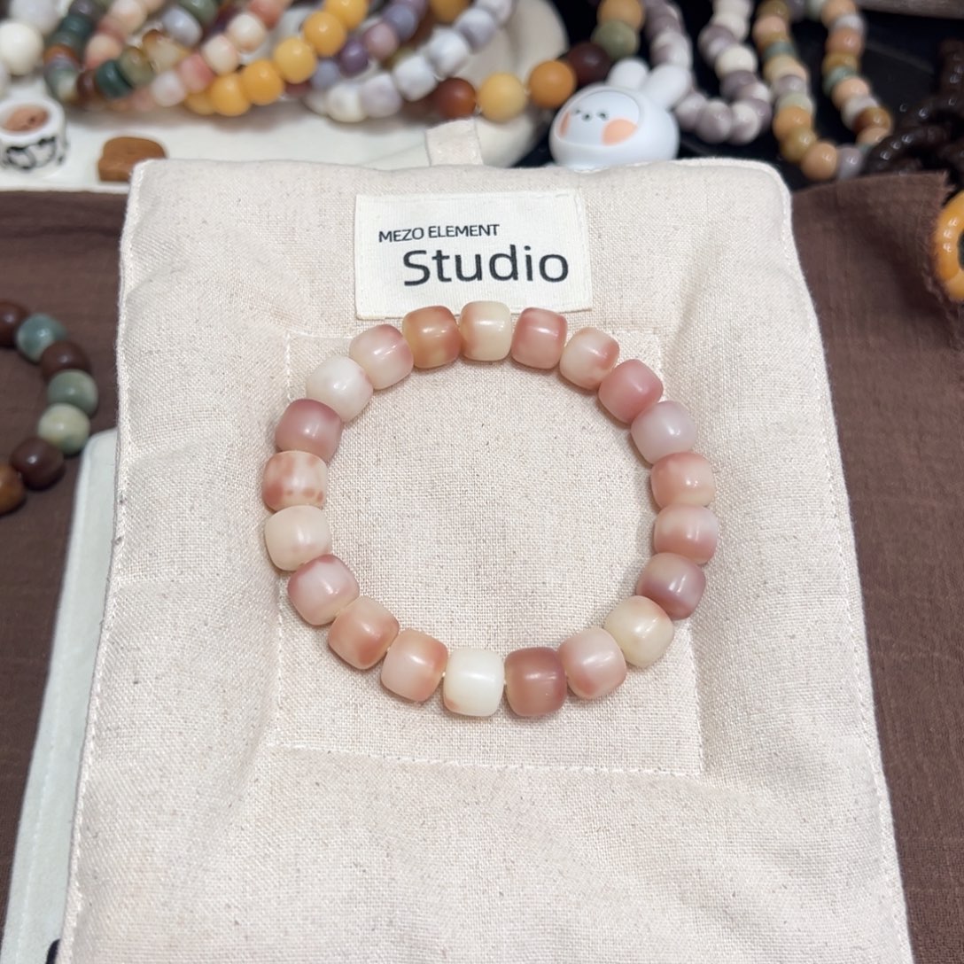 小***～吊坠菩提根/象牙果桃花枝卡12