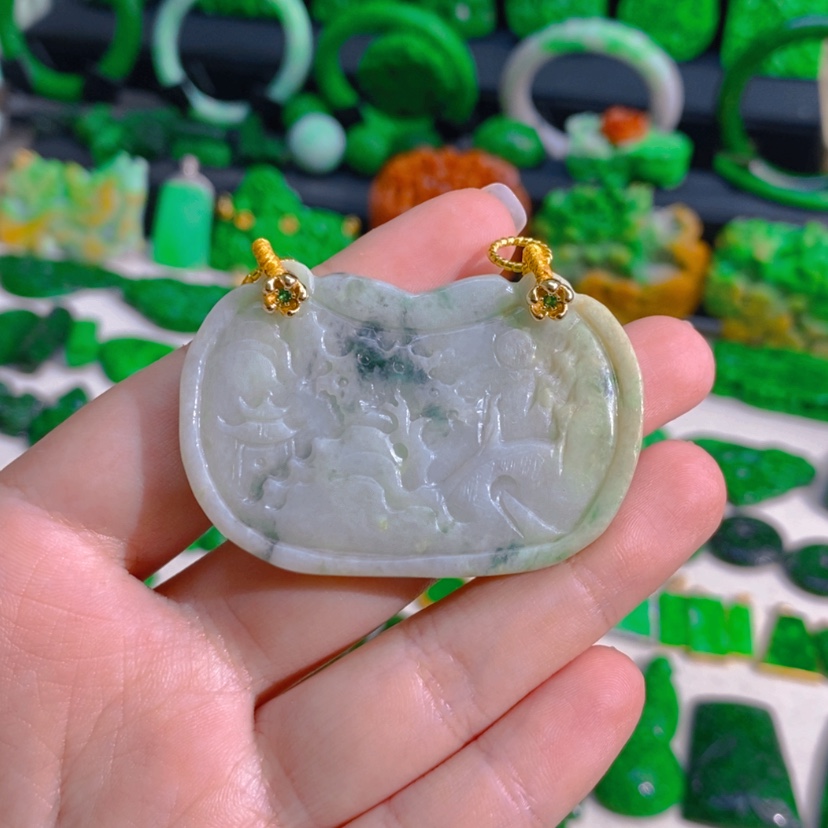 【闪购商品】翡翠未镶嵌颈饰吊坠