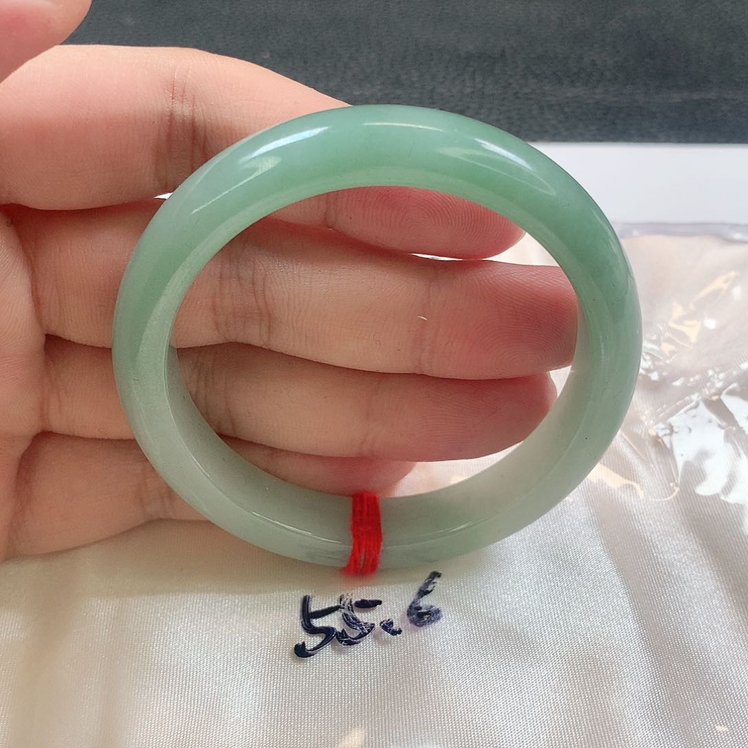 未镶嵌手镯翡翠364号