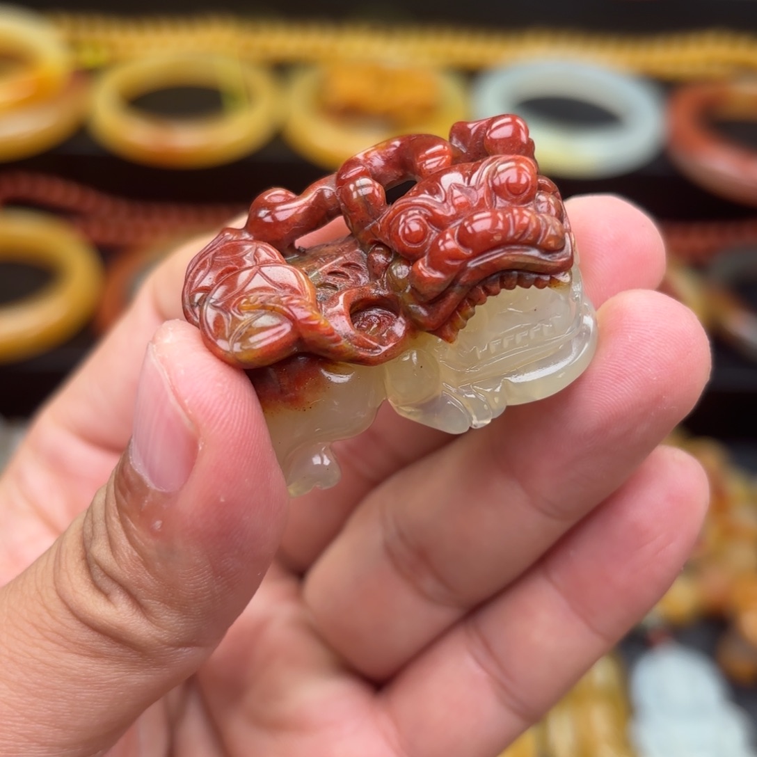 石英质玉（黄龙玉）未镶嵌手链