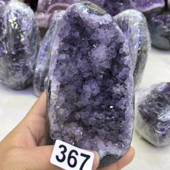 紫晶天然水晶摆件未镶嵌