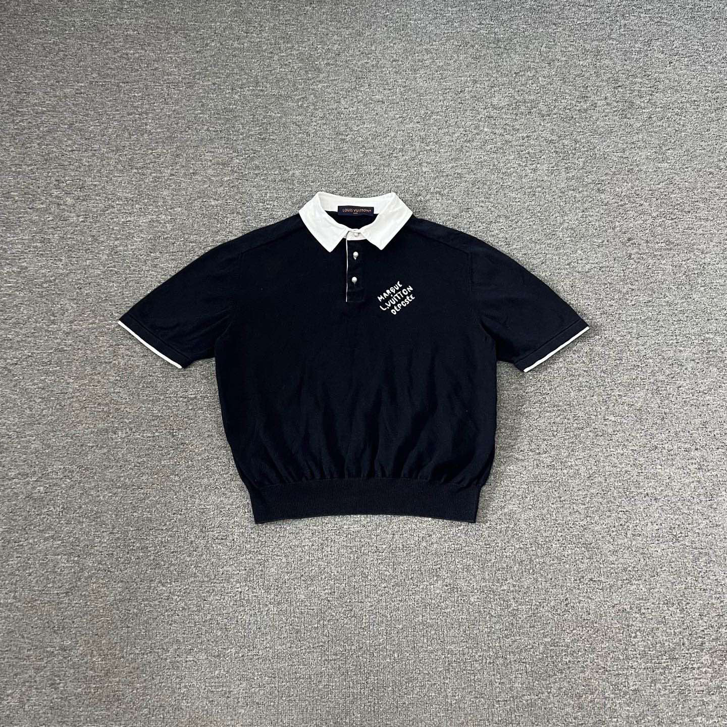 99新 LouisVuitton/路易威登 藏青色 菲董 珍珠扣 针织Polo衫Xs码