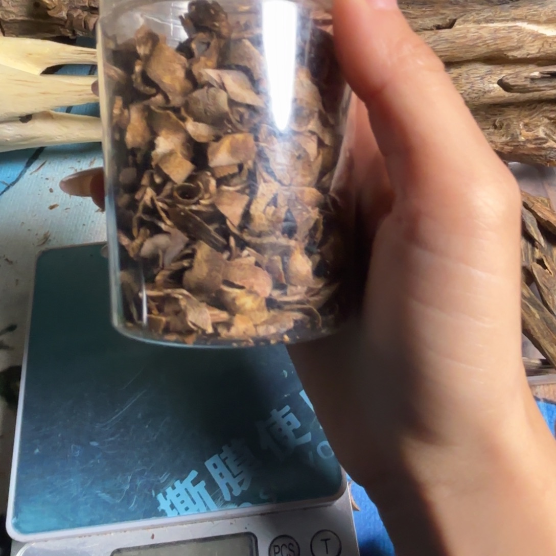 ʚ***岩老白其手工切片 熏香品香10克