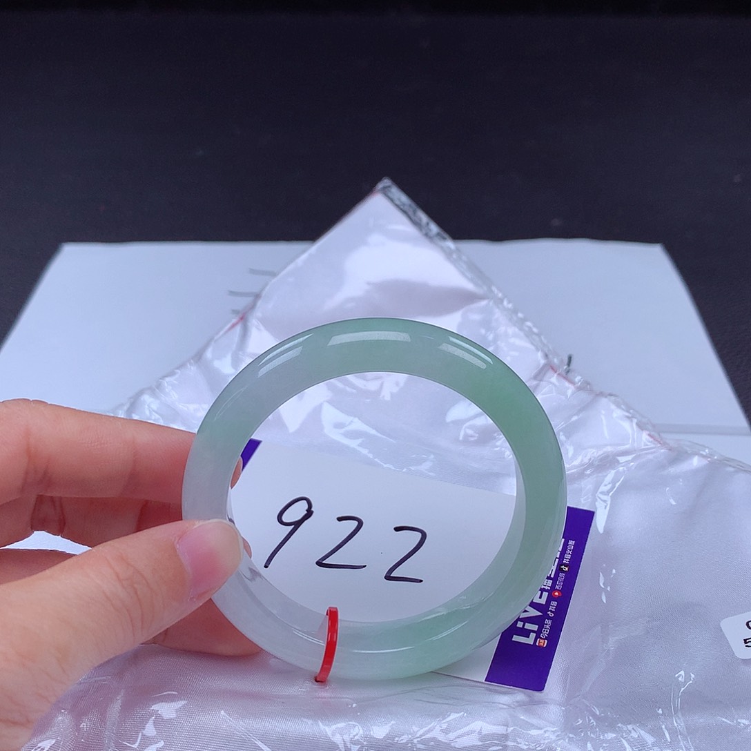 翡翠手镯未镶嵌手镯001474