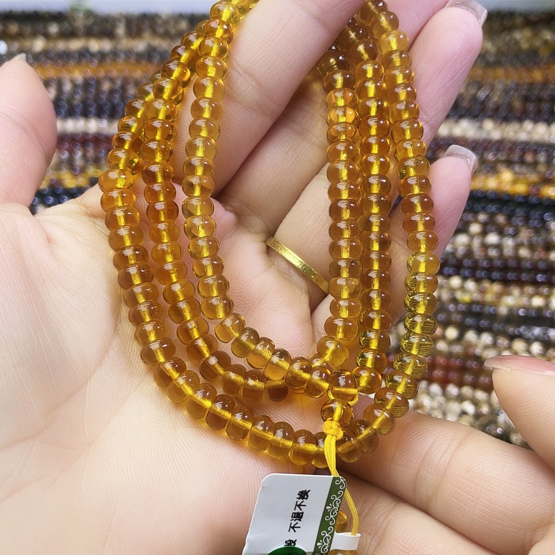 琥珀未镶嵌裸石6+