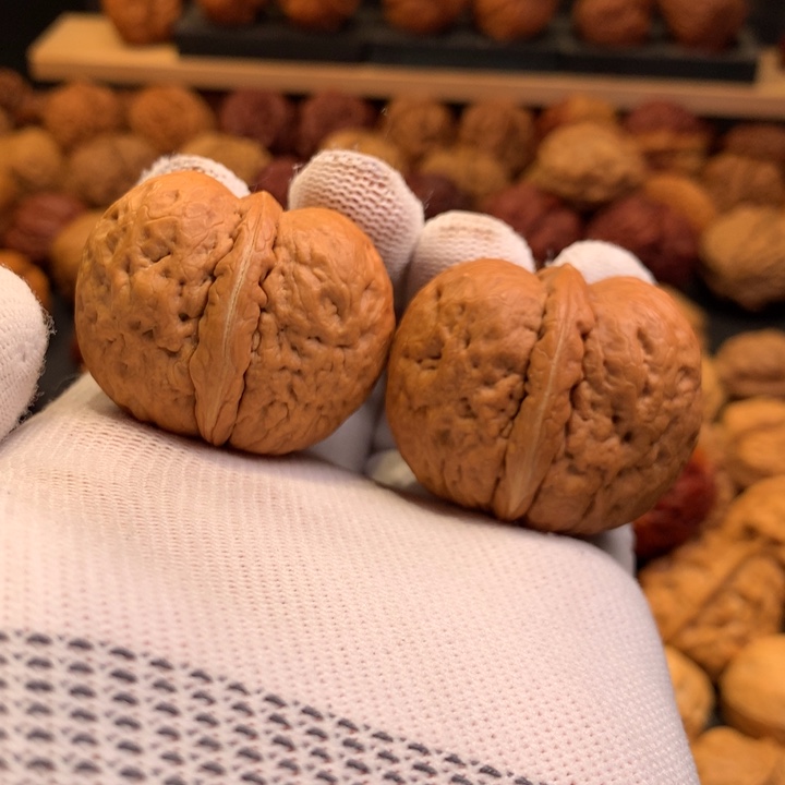 文玩核桃吊坠14……….