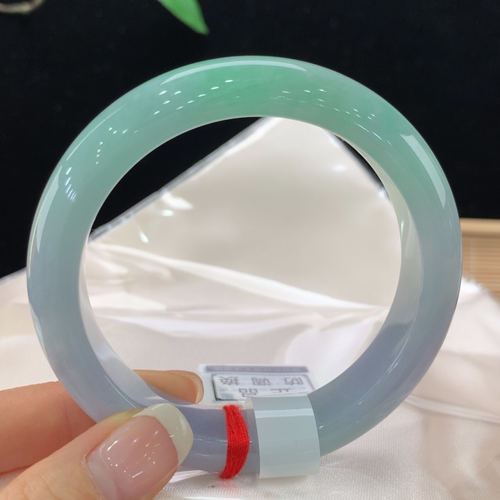 翡翠手镯未镶嵌111-2397