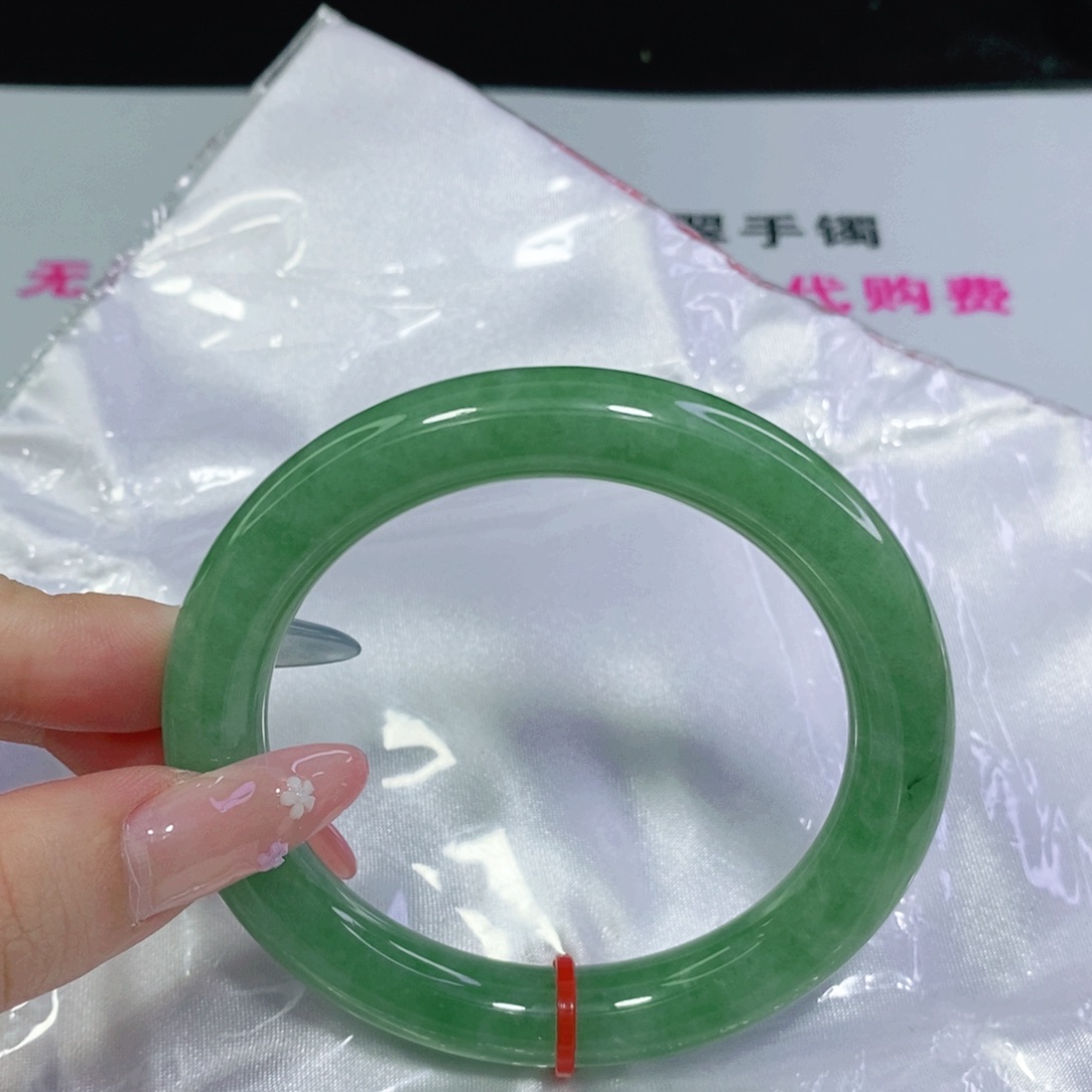 翡翠未镶嵌手镯55 55 圆条