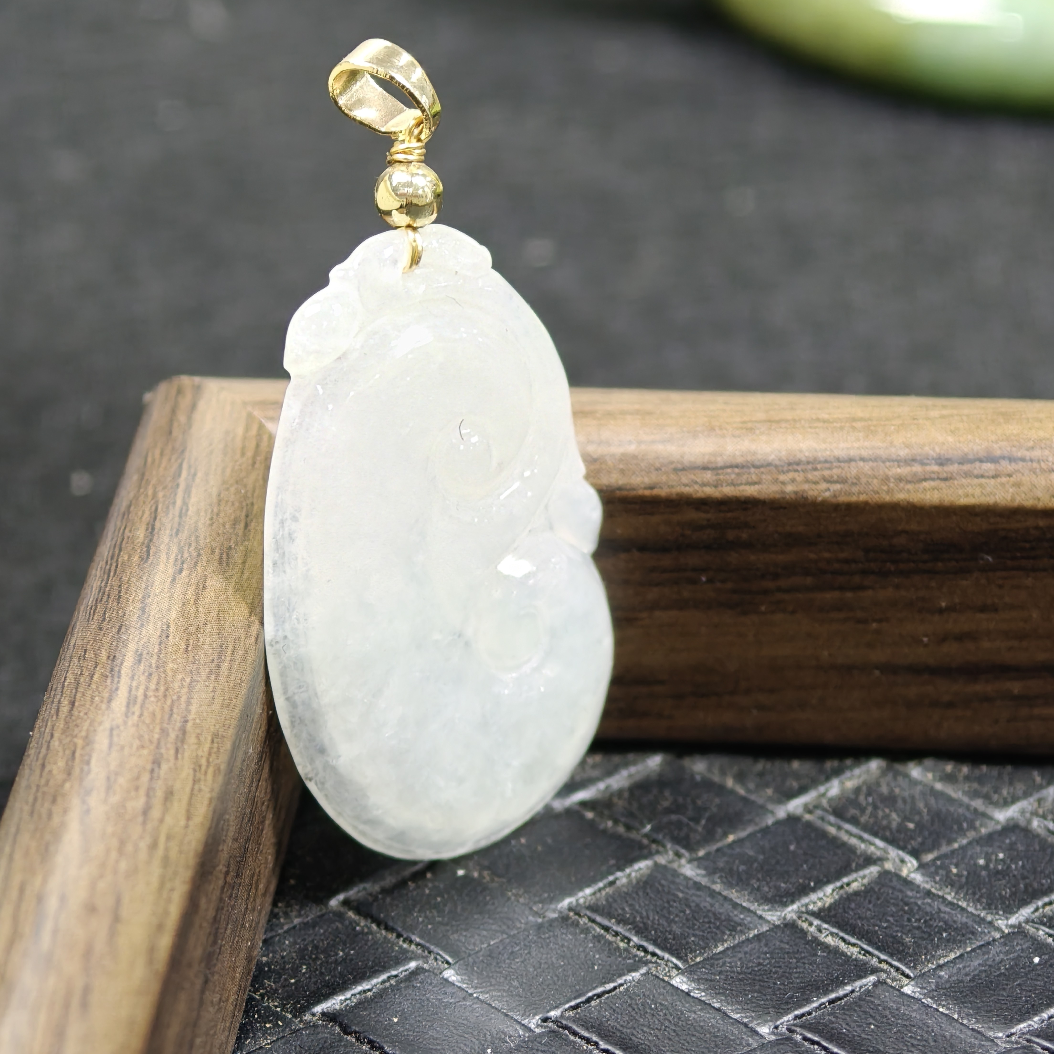 天然A货翡如意音雕刻无豪镶吊坠轻奢气质高冰满种水非危料