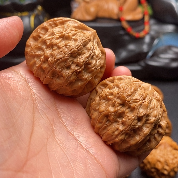 文玩核桃吊坠金鱼肚43尺