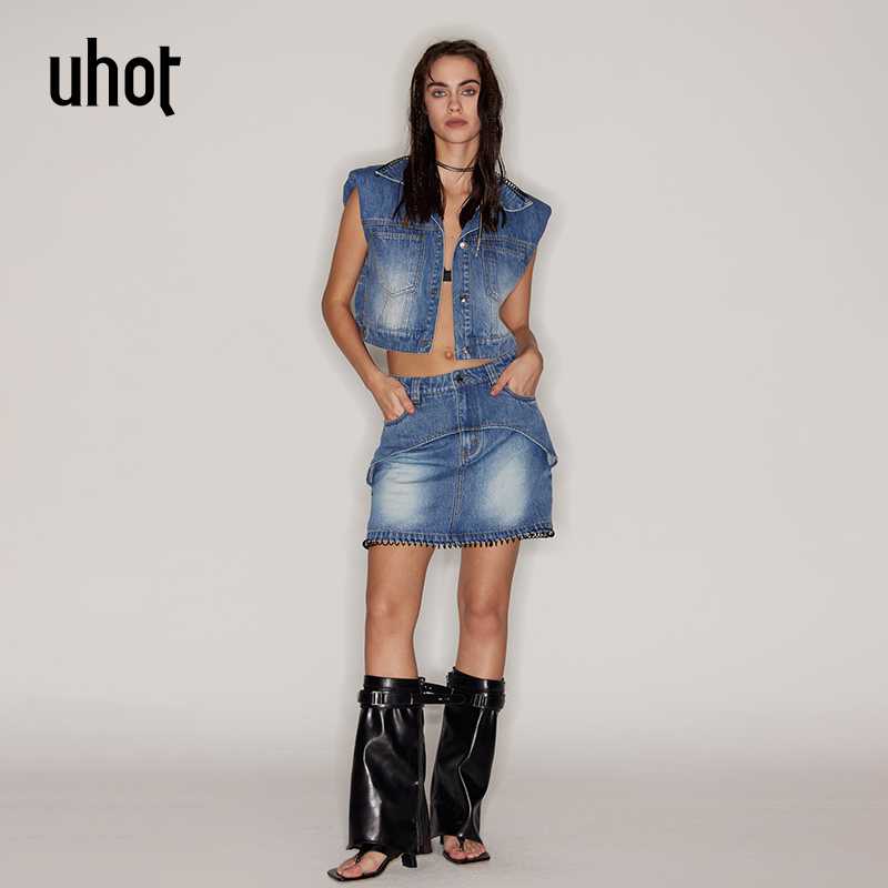 UHOT 蓝色垫肩水洗工艺个性时尚复古百搭辣妹牛仔马夹女UWFR1W224