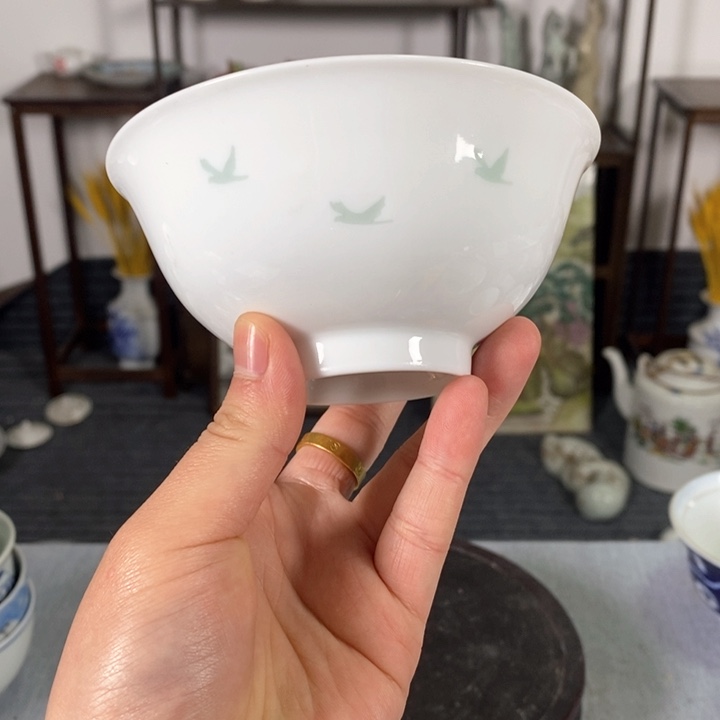 摆件景德镇素胎和平鸽碗