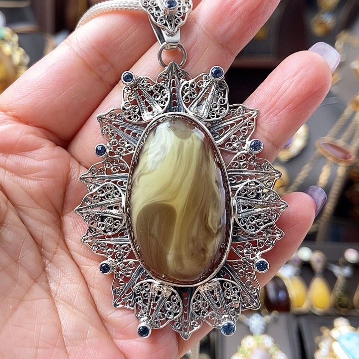 琥珀颈饰银S925镶嵌吊坠