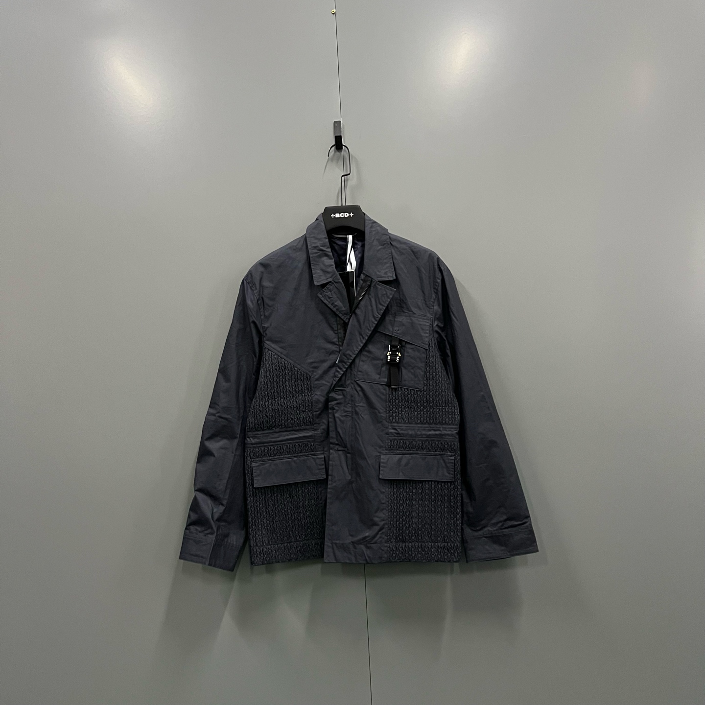 未使用 DIOR/迪奥 (ll) 深蓝色锁扣设计夹克 48 52 012998
