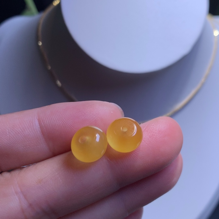 @***八冰黄精品算盘珠子