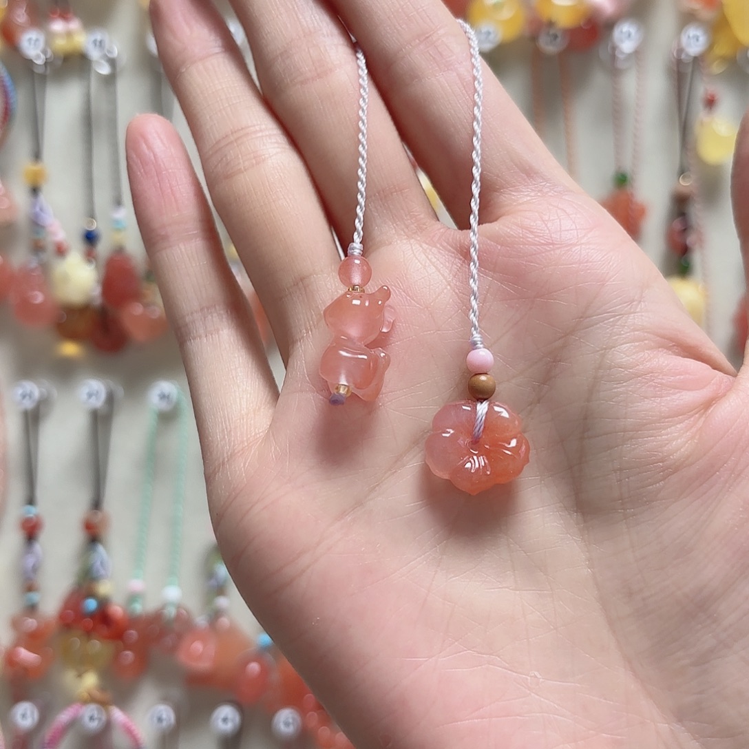 南红玛瑙未镶嵌吊坠(赠链)