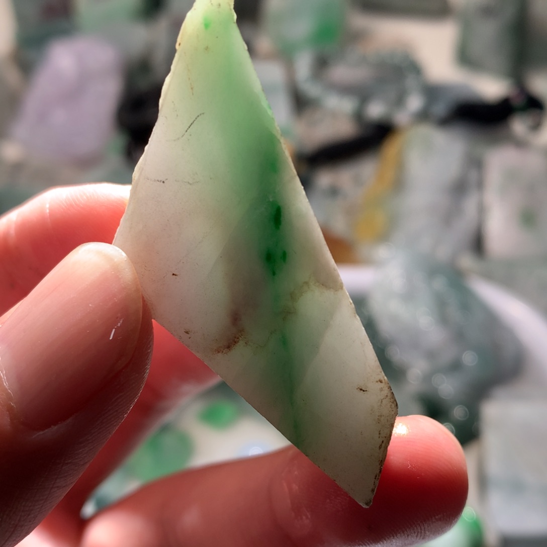 翡翠裸石翡翠原石片料