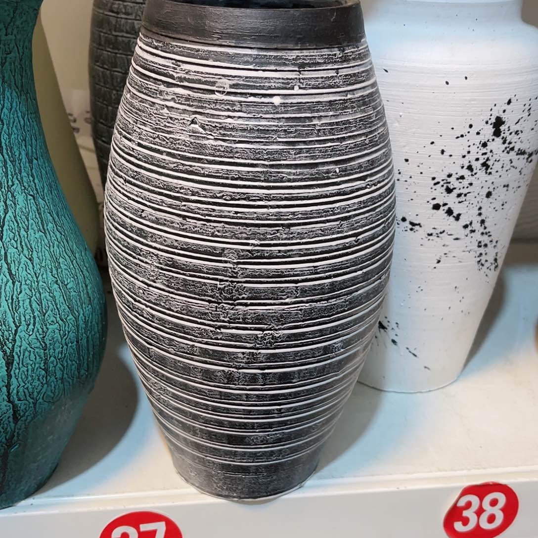 红陶无孔无孔口径9高度28