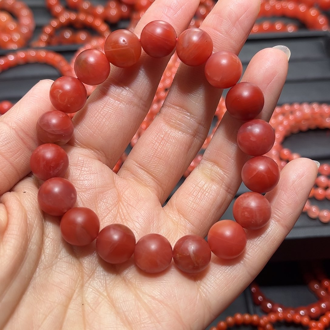 南红玛瑙手链未镶嵌
