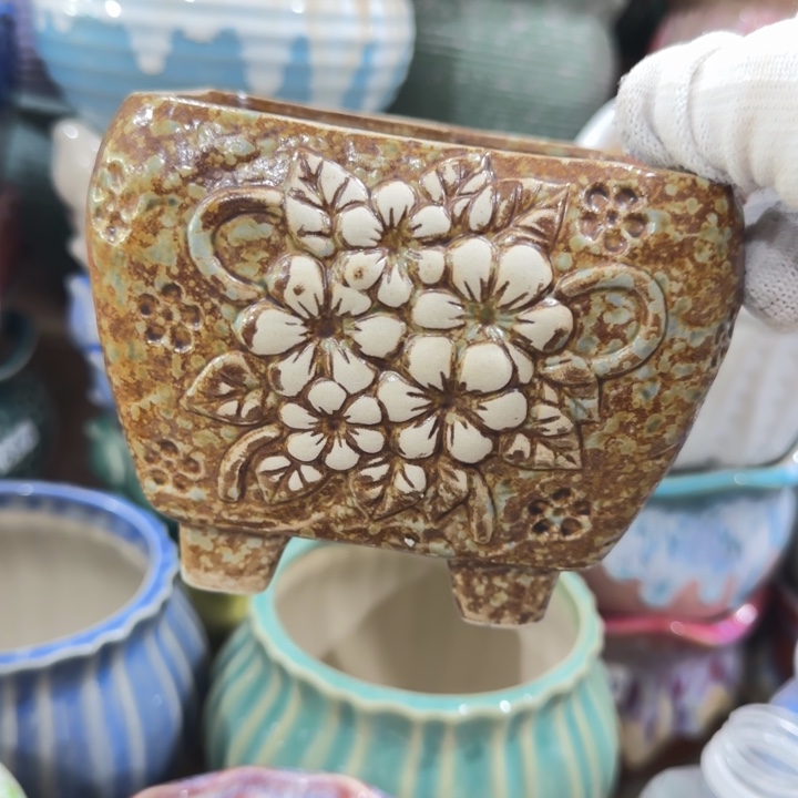 凑9块包邮，有孔，不清楚找客服