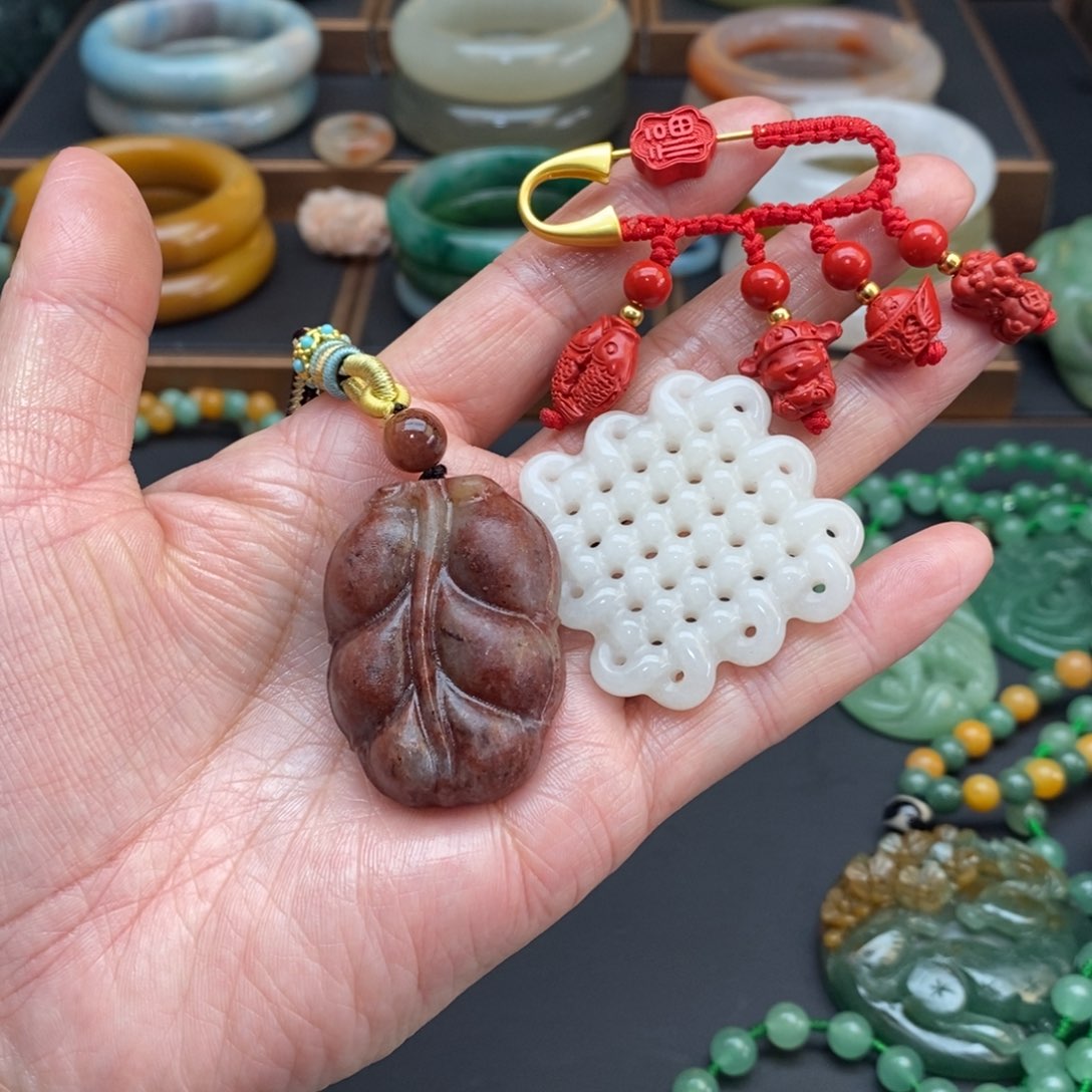 石英质玉吊坠未镶嵌用****8