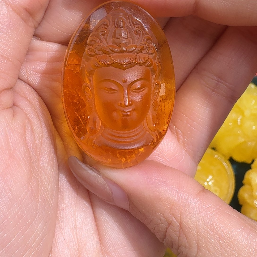 洛***压琥珀未镶嵌裸石我